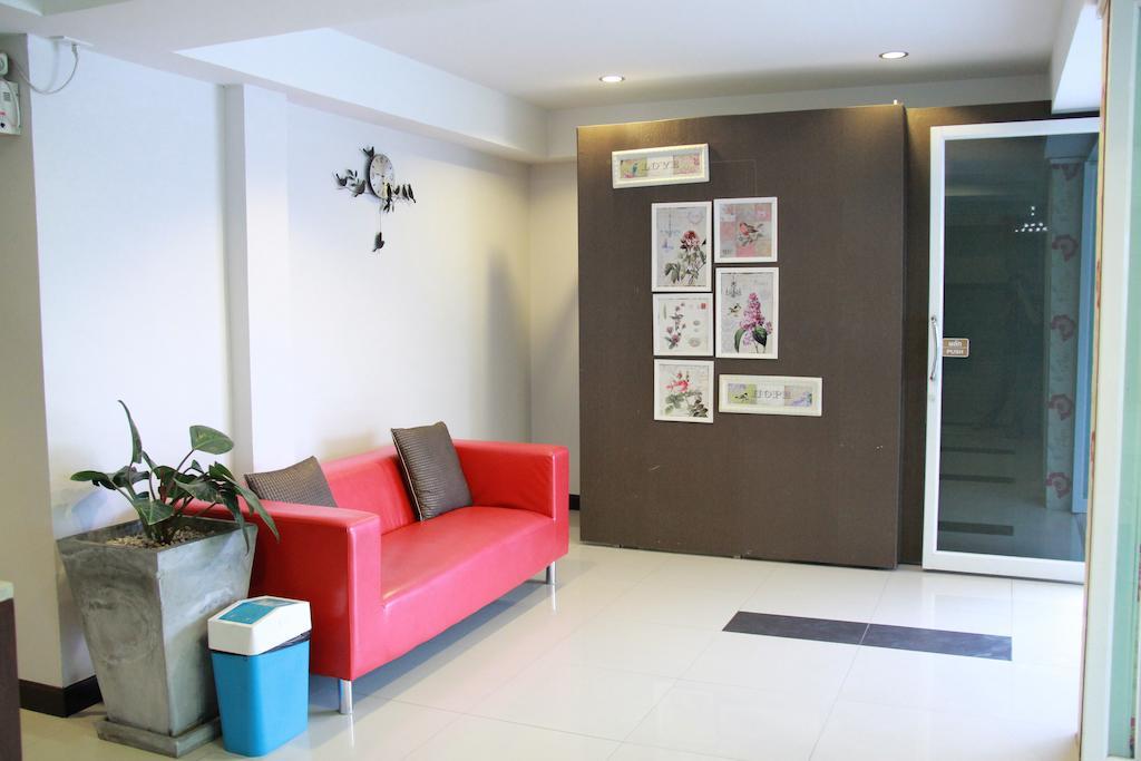 Hotel Le Lerts Living Κον Καέν Εξωτερικό φωτογραφία