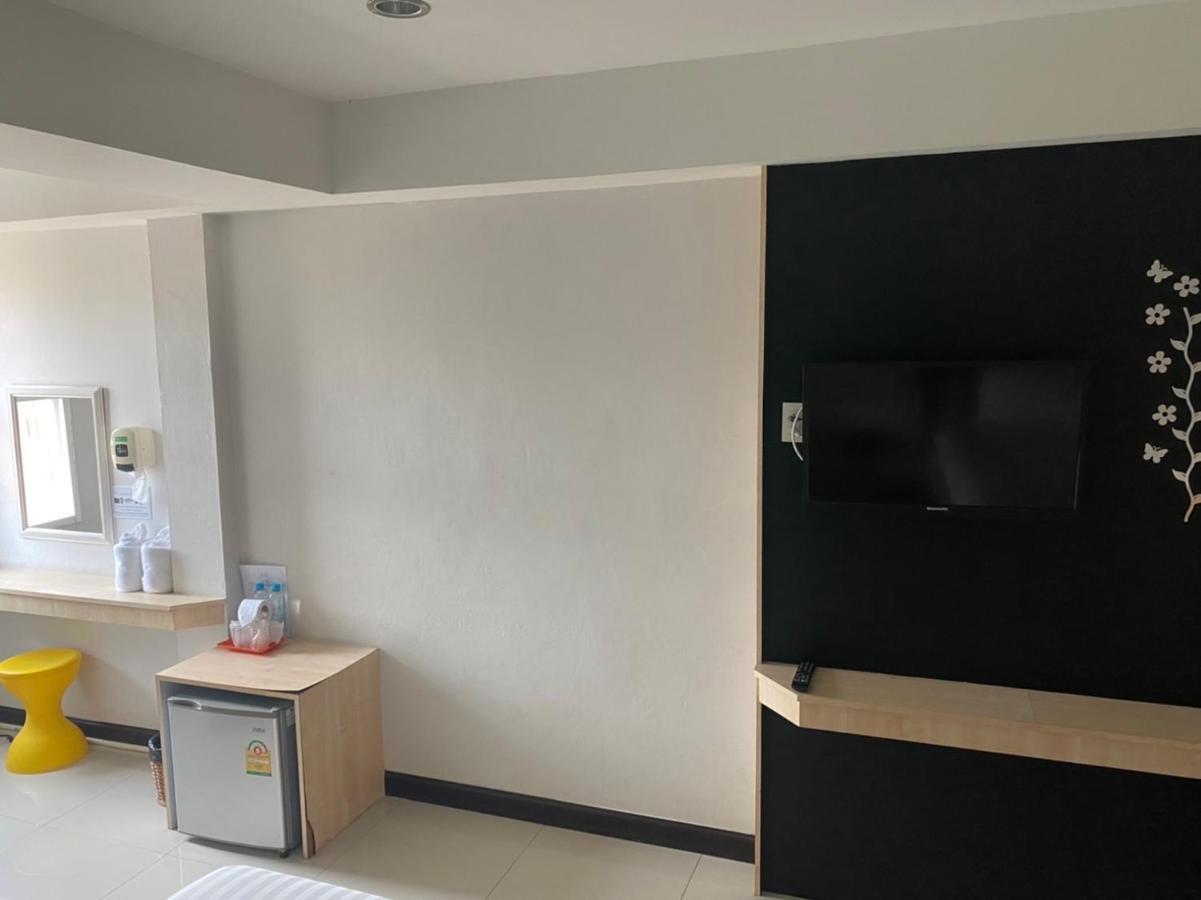 Hotel Le Lerts Living Κον Καέν Εξωτερικό φωτογραφία