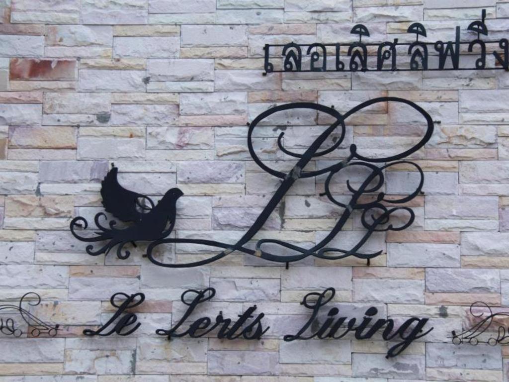 Hotel Le Lerts Living Κον Καέν Εξωτερικό φωτογραφία