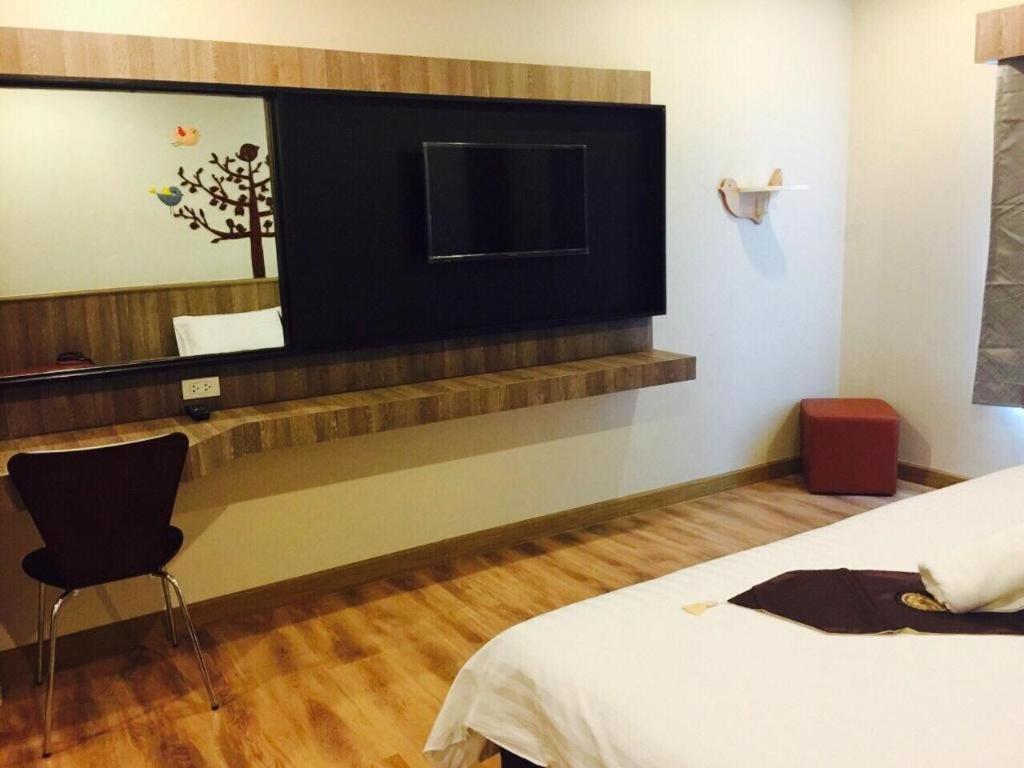 Hotel Le Lerts Living Κον Καέν Εξωτερικό φωτογραφία