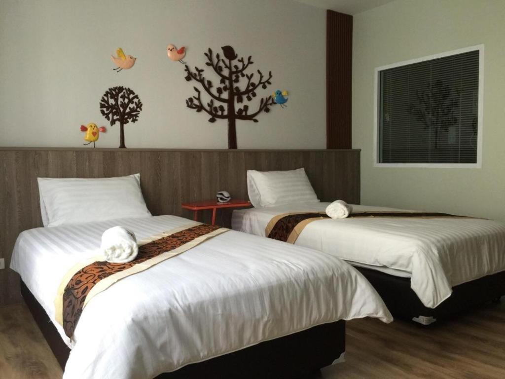 Hotel Le Lerts Living Κον Καέν Εξωτερικό φωτογραφία