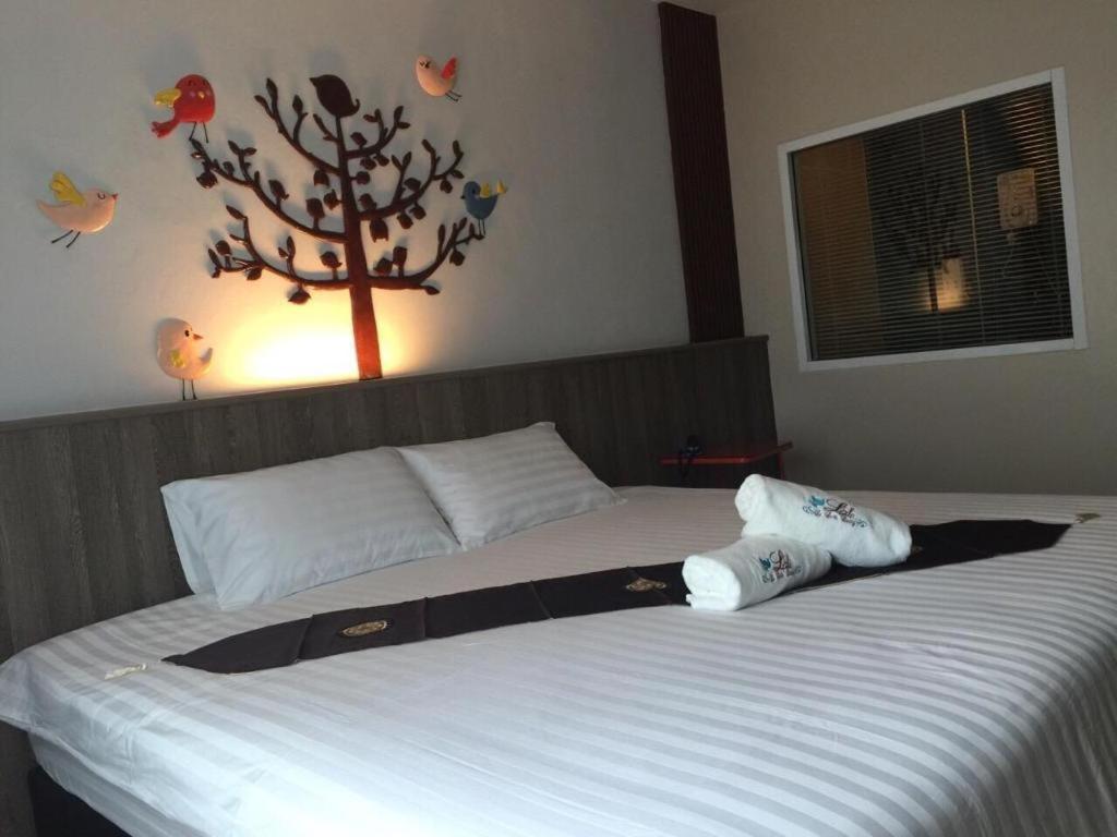 Hotel Le Lerts Living Κον Καέν Εξωτερικό φωτογραφία