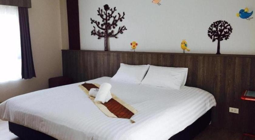 Hotel Le Lerts Living Κον Καέν Εξωτερικό φωτογραφία