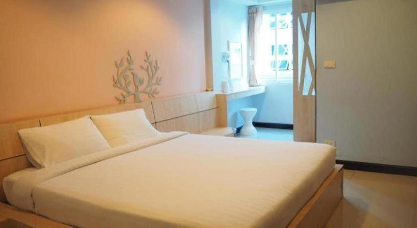 Hotel Le Lerts Living Κον Καέν Εξωτερικό φωτογραφία