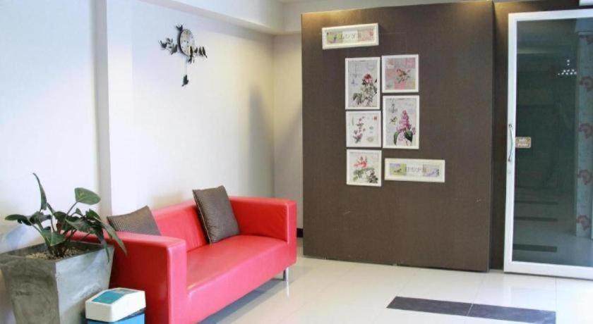 Hotel Le Lerts Living Κον Καέν Εξωτερικό φωτογραφία