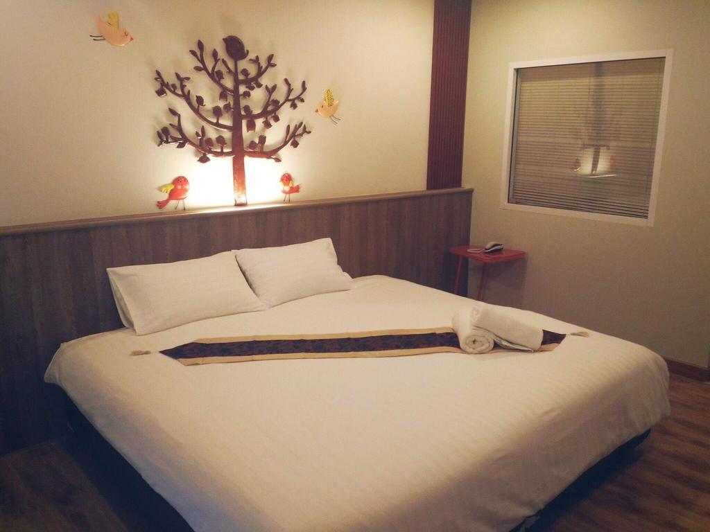 Hotel Le Lerts Living Κον Καέν Εξωτερικό φωτογραφία