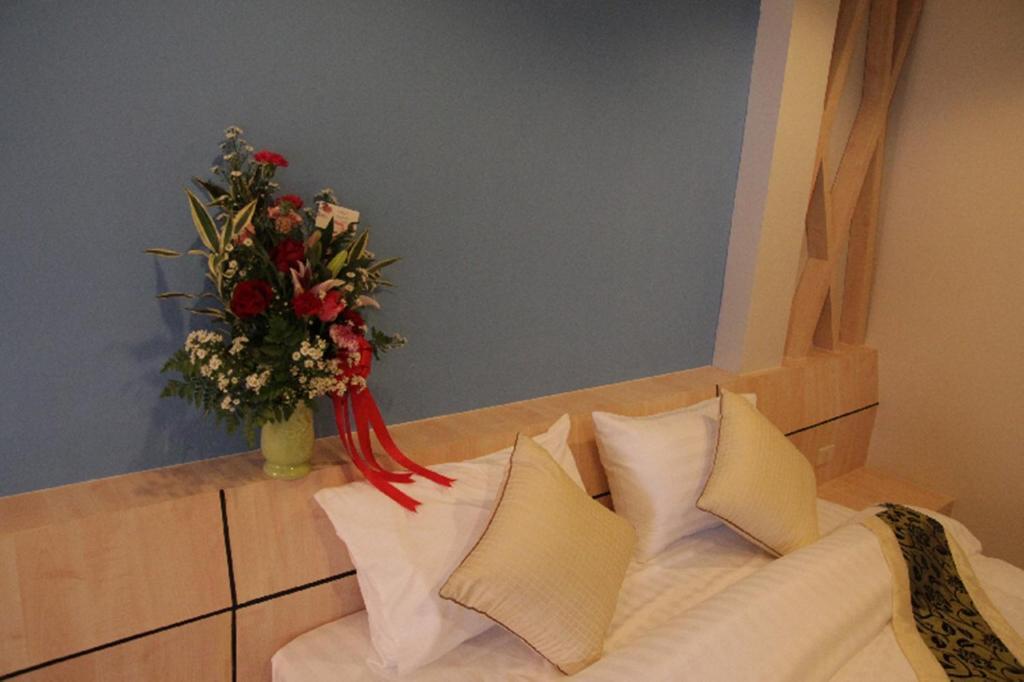 Hotel Le Lerts Living Κον Καέν Εξωτερικό φωτογραφία